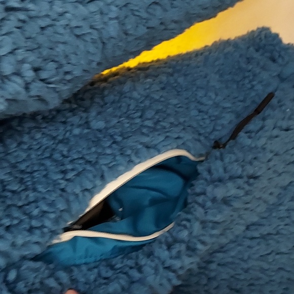 Be Boundless Reversible Jacket - Picture 2 of 16